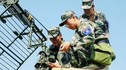 空軍工程大學通信工程技術專業(yè) 為戰(zhàn)鷹打造信息“天路”
